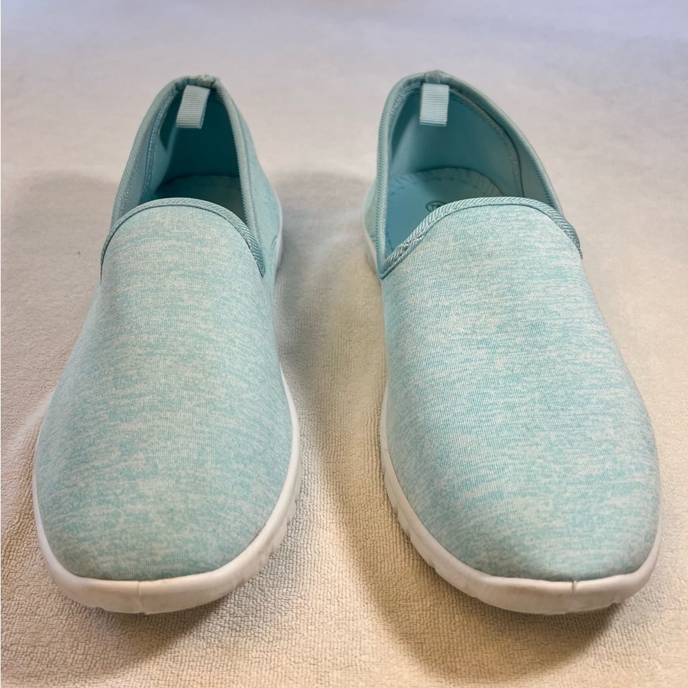 Collections Etc Slip On Lightweight Memory Foam Sole Sneakers, 7 Wide Width - Picture 2 of 5